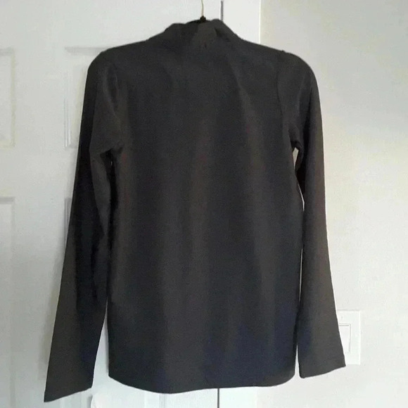 UMBRO XL long sleeve Boys new with tags size 16-18 - Picture 2 of 4